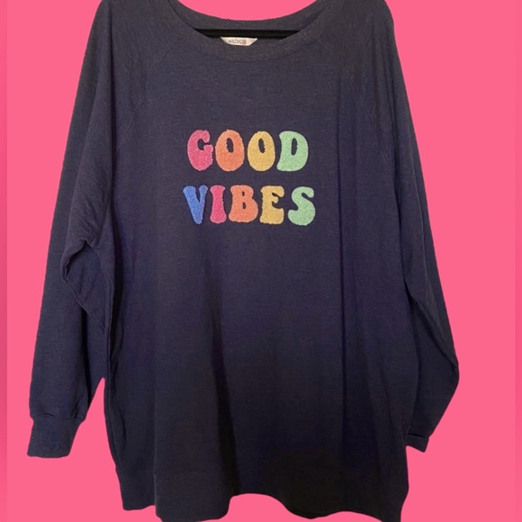 Wildfox Tops - Oversized WILDFOX Good Vibes Sweatshirt Size XXL ~VGC